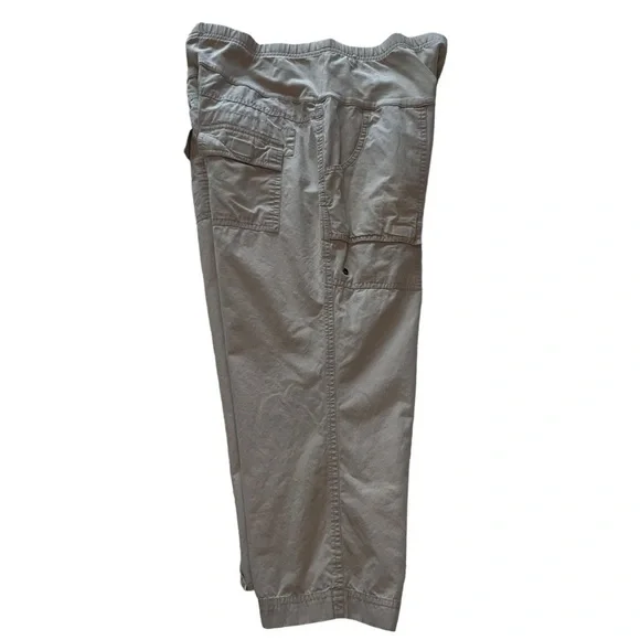 Liz Lange Maternity Tan Khaki Capri Summer Cropped Pants - Picture 3 of 10